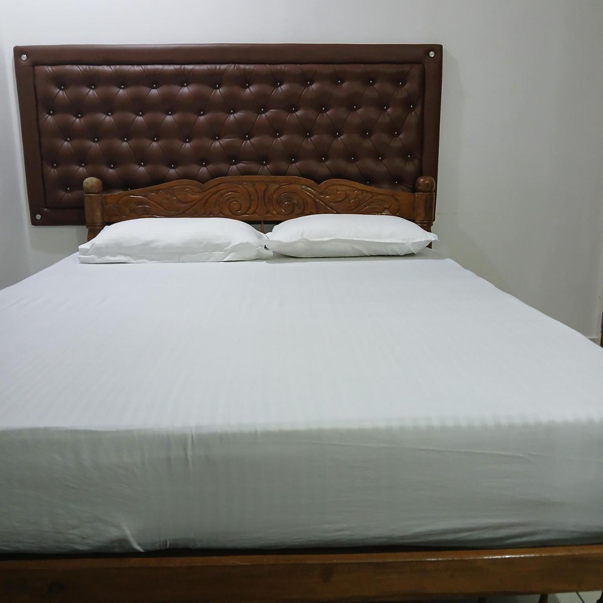 Annies Inn Homestay Kochi Esterno foto