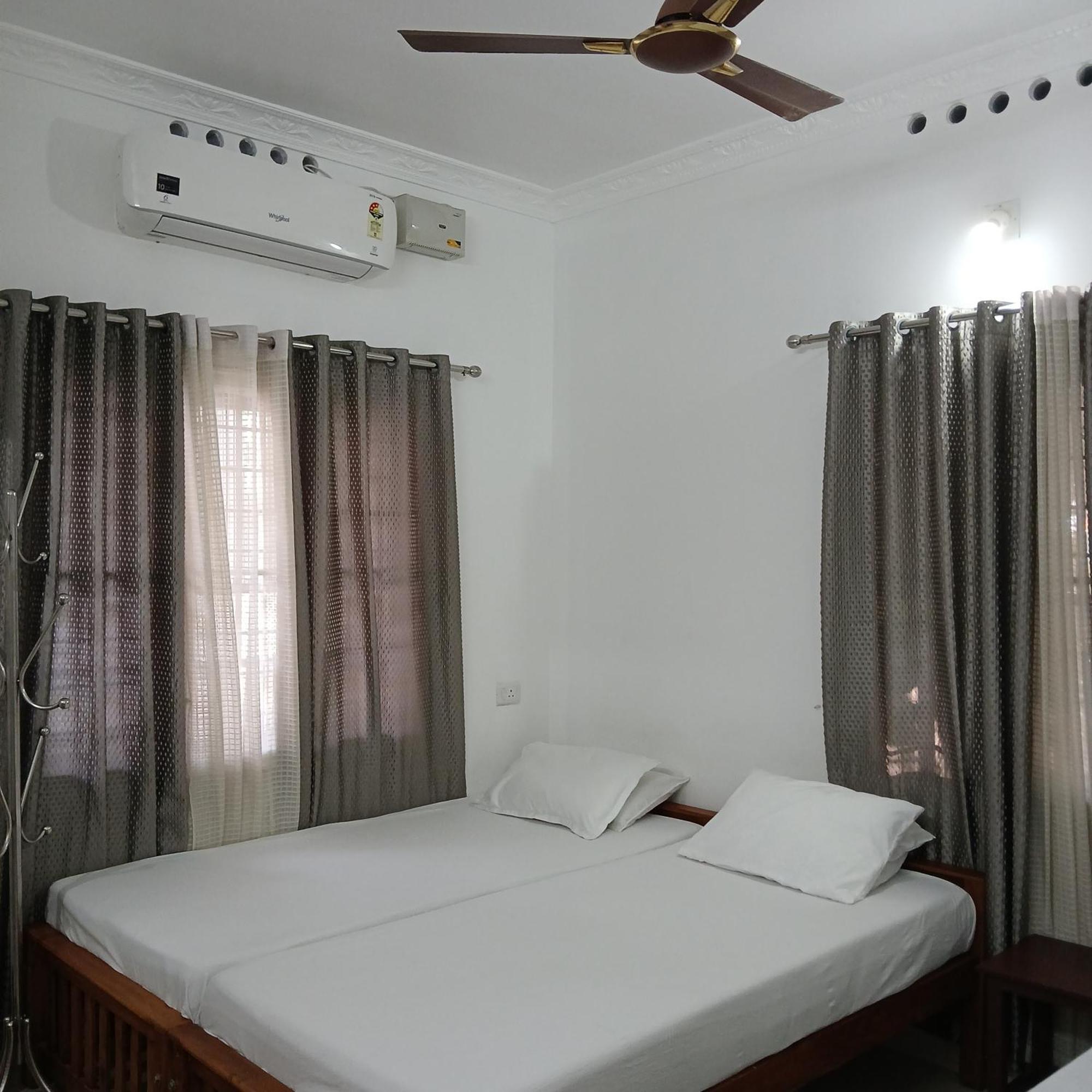 Annies Inn Homestay Kochi Esterno foto